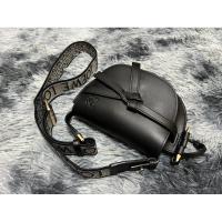 ราคา กระเป๋ามือสองงานคัดหัวตู้ญี่ปุ่น loewe (16296960428)