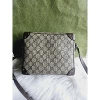 ราคา Used Gucci GG Supreme Trunk Crossbody Bag (25533201293)