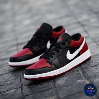 ราคา [ของแท้ ส่งไว จากไทย] AIR JORDAN 1 LOW "BLACK/GYM RED-WHITE" (20593331513)