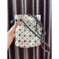 ราคา กระเป๋าสะพายข้าง โพนี่โพนี่ (29653683242)