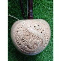 ราคา ซออู้ ไม้ชิงชัน เกรดประกวด กะลาพันธุ์ซอสีขาว แกะลายพญานาคมงคล สวยเสียงดี สีง่าย (26869991830)