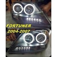 ราคา โคมไฟหน้าแต่ง TOYOTA FORTUNER ปี 2004-2007 โปรเจคเตอร์(ลูกแก้ว) วงแหวน Daylight LED งานไต้หวัน (6296761823)