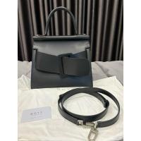 ราคา Boyy Karl 28 แท้!!!!!!!!!!! สวย ใหม่มาก ใช้งานน้อย (22587267806)