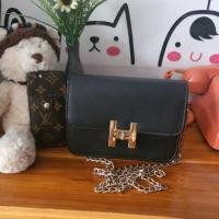 ราคา กระเป๋าครอสบอดี้แฟชั่นนำเข้า มือสองเกรดสภาพดี (7507248769)
