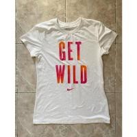 ราคา [มือสอง] เสื้อยืดออกกำลังกาย Nike (11777279072)