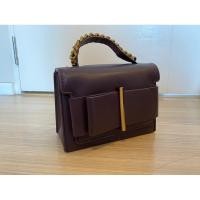 ราคา กระเป๋า Charles&Keith สีแดงน่ารัก สภาพมีตำหนิจุดเดียว (22932993949)