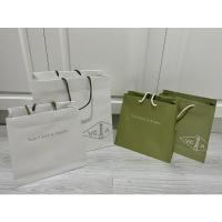 ราคา ถุงกระดาษ Van Cleef & Arpels ♣️ แท้ 100% (20345449671)