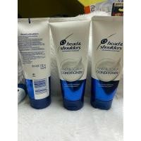 ราคา 3 ขวด ครีมนวดผม ขจัดรังแค head&shoulders conditioners หอม สะอาด รังแคไม่กลับมาเป็นซ้ำ 135มล (28272061494)