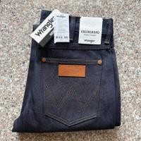 ราคา Wrangler GREENSBORO ยีนส์ชาย ผ้าดิบ ขากระบอก ไม่ยืด เป้าซิป เอวกลางของแท้จากSHOP รุ่นนี้หด 1 นิ้วหลังซักค่ะ (43561614065)