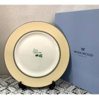ราคา จาน WEDGWOOD ใบใหญ่ เสริฟเค้ก ตั้งโชว์ MADE IN ENGLAND *พร้อมกล่องจ้า* (24408460533)