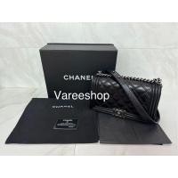 ราคา มือ 2 Chanel Boy 10” Pull Up Calfskin สี ดำ RHW Holo 18 (งดต่อราคานะคะ ) (24713232412)