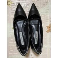 ราคา รองเท้าคัทชู charles&keith (21015802483)