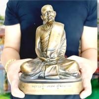 ราคา หลวงปู่แหวน สุจิณโณ ดอยแม่ปั๋ง จ.เชียงใหม่ (หน้าตัก5นิ้ว สูง18ซม.)เนื้อทองเหลืองผสมชนวน หลวงปู่เมตตาปลุกเสก B (21611014763)