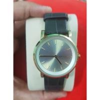 ราคา DKNY(2244) ของแท้ 100% มือสองสภาพดีใช่ต่อได้อีกยาว (3311895399)