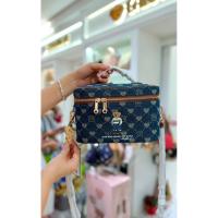 ราคา กระเป๋าสะพายข้างใส่เครื่องสำอาง แบรนด์แท้ Guoobear มีสายยาว (28687150647)