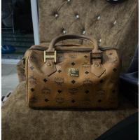 ราคา ราคาเท‼️กระเป๋าหมอนMCM แท้100%‼️‼️ สภาพสวย หนังสวย (43107828934)