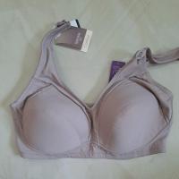 ราคา New บรา ซาบีนา ของแท้ 85D/38 สีกะปิ (11737066550)