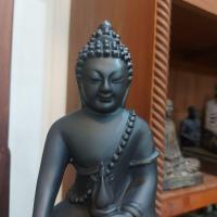 ราคา พระกริ่ง หรือพระไภษัชยคุรุพระพุทธเจ้าขนาดหน้าตัก 4.5 นิ้ว สูง 9.5 นิ้ว เนื้อโลหะรมดำ (23758394142)