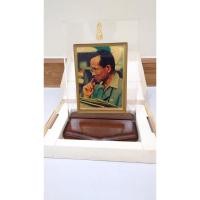 ราคา ส่งด่วนพระบรมฉายาลักษณ์ทองคำแท้ ร.9 ที่ระลึก ฉลองสิริราชสมบัติ(ครองราชย์) ครบ 50 ปี กาญจนาภิเษก ปี 2539 (9336903556)