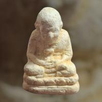 ราคา หลวงปู่ทวด รุ่นเบ้าทุบเศรษฐี เนื้อน้ำนมควาย ฝังตะกรุดพ่อท่านท่านสังข์ วัดดอนตรอ นครศรีธรรมราช ปี ๒๕๔๐ (42710115627)