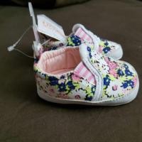 ราคา รองเท้าเด็กอ่อน เด็กแรกเกิด just one you by Carter's (144469528)