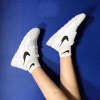 ราคา Nike kaishi wmns (1752891426)