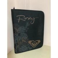 ราคา กระเป๋าถือ กระเป๋าเอกสาร Roxy ของแท้ Use like new! (15146940349)
