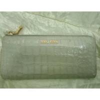 ราคา miu miu แท้มือสอง (1262889714)