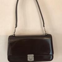 ราคา กระเป๋าสะพาย “VERSACE " หนังแก้วสีน้ำตาลสภาพสวยค่ะ (2434549146)