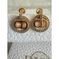 ราคา #พร้อมส่ง Used Dior earring ไม่มีตำหนิ (40671872621)