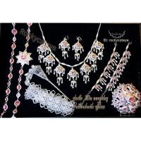 ราคา ชุดเซ็ท เครื่องประดับชุดไทย สีเงิน พลอยชมพู ชุดไทย สร้อย สังวาลย์ เข็มขัด สร้อยข้อมือ ต่างหู (2257289656)