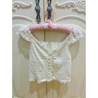 ราคา เสื้อลูกไม้สีขาว มือ2 (40722140624)