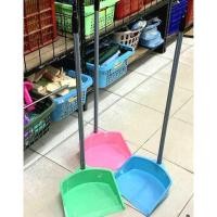 ราคา Ladydustpan GSH-2111 | ที่ตักขยะ / ที่ตัก / พลั่ว / ที่ตักขยะพลาสติก (29933001763)