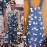 ราคา เซ็ทเอี๊ยมกระโปรงยาวผ้ายีนส์เดนิม เสื้อแขนยาวดอกไม้ (673203780)