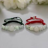 ราคา ด้ายเขียว ด้ายแดง หยกขาวอมเขียว ถักเชือก ลูกปัดหยก 9 เม็ด มีแผ่นหยกกั้น ขนาดปรับไซส์ได้ (27753897908)