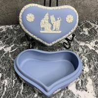 ราคา ตลับรูปหัวใจ Wedgwood MADE IN ENGLAND สวยมาก (8008502792)