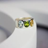 ราคา แหวนพลอย 3 สี เจียระไน หน้าเหลี่ยม 2590 (20624382305)