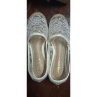 ราคา รองเท้าคัชชู ลูกไม้สีครีม (25214347206)