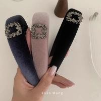 ราคา Town Shell - Jojo Swarovski Simple Velvet Head Band / ที่คาดผมปาร์ตี้เกาหลี / ที่คาดผมแต่งงาน (44305791204)