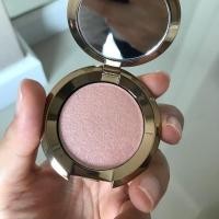 ราคา ไฮไลต์ Becca สี rose quartz (2001496050)