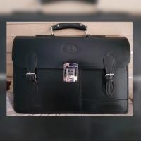 ราคา กระเป๋านักเรียนจาคอป หนังแท้ หลังเรียบ 17" สภาพ90% (1178812528)