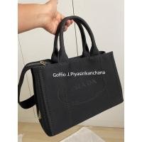 ราคา Prada black logo jacquard crossbody bag (10220991190)