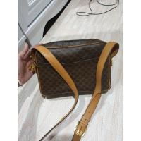 ราคา Celine Vintage Crossbody bag 9" (6553779624)