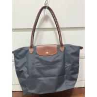 ราคา ขาย Longchamp แท้ size L หูยาว มือ2 สีเทา ใช้เอง ใช้น้อยมาก Used like new#Longchampมือ2 (40902820666)