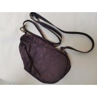 ราคา กระเป๋​าคาด​ อก​ มือสอง​ สีม่วง​ Healthy Back Bagสภาพ​90​% (11801222148)