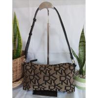 ราคา DKNYกระเป๋าคล้องไหล่มือสองแนวY2K (17893112793)