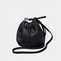 ราคา กระเป๋า Mango Touch ทรงขนมจีบ crossbody สีดำ (13826175475)