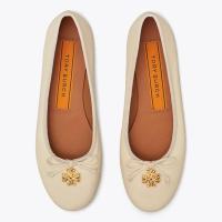 ราคา [เก็บ code ลดเพิ่ม 1000]รองเท้า TORY BURCH Logo Charm Ballet Flat(หนังทั้งคู่)**ของเเท้ (4677860416)