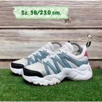 ราคา Skechers D’Lites 3 มือสองของแท้ (15070729988)