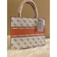 ราคา Guess รุ่น Monique สีขาวคาดส้มอ่อน สีไฮโซ คุณหนูมากค่ะ งานShopแท้ (21145589571)